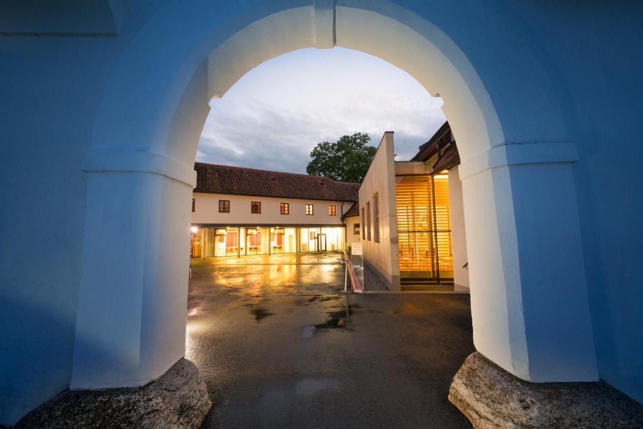 Hotel Schloss Seggau à Leibnitz Extérieur photo