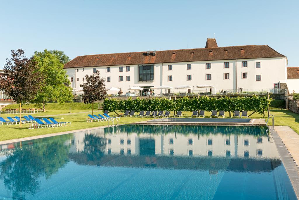 Hotel Schloss Seggau à Leibnitz Extérieur photo