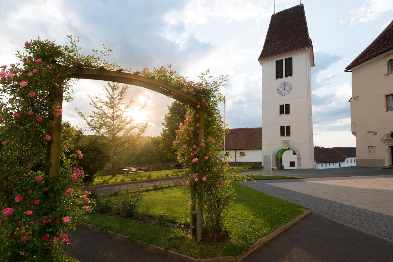 Hotel Schloss Seggau à Leibnitz Extérieur photo